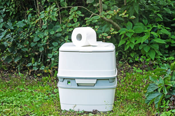 Best Portable toilet rental cost  in Meadowood, PA